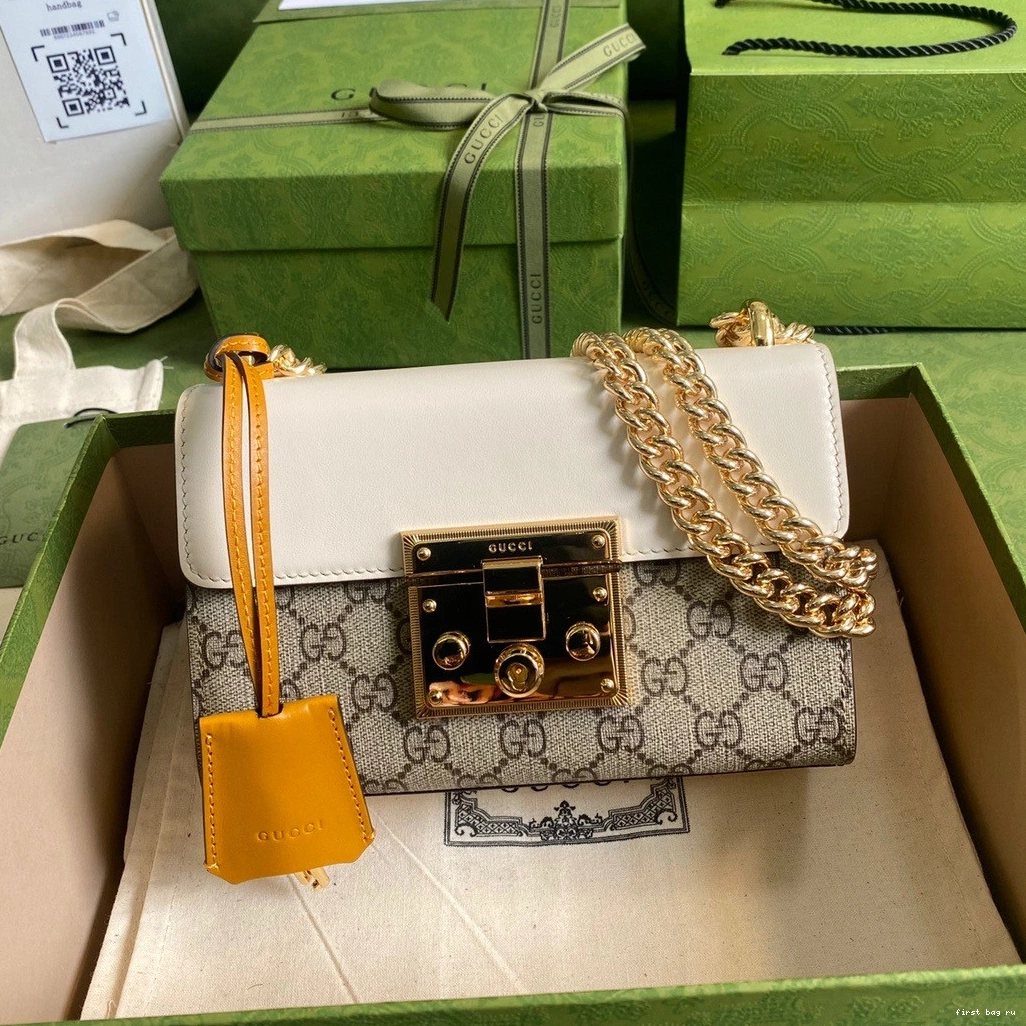 First bag ru small bag shoulder GUCCI padlock 0725